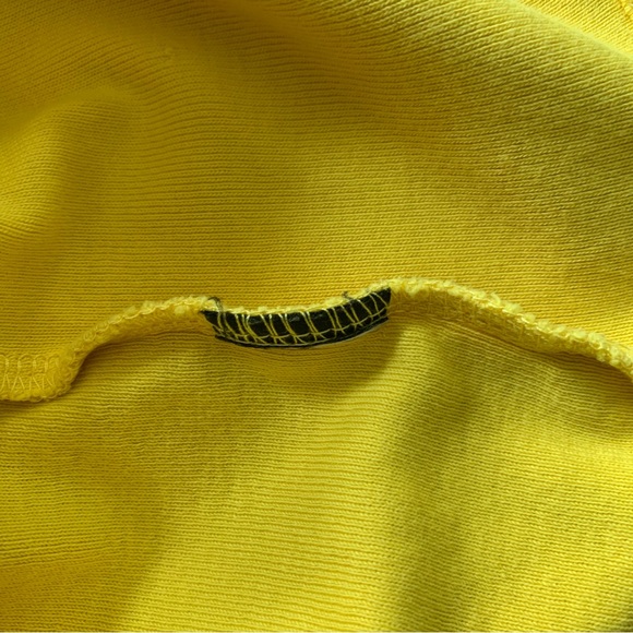 Rafaella Medium Yellow Short Sleeve Tee - Picture 5 of 6